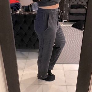 Chic Zara texture pant charcoal jogger